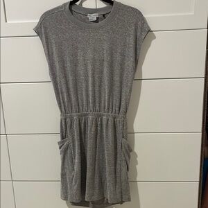 PrAna sleeveless hemp dress
Size M women’s